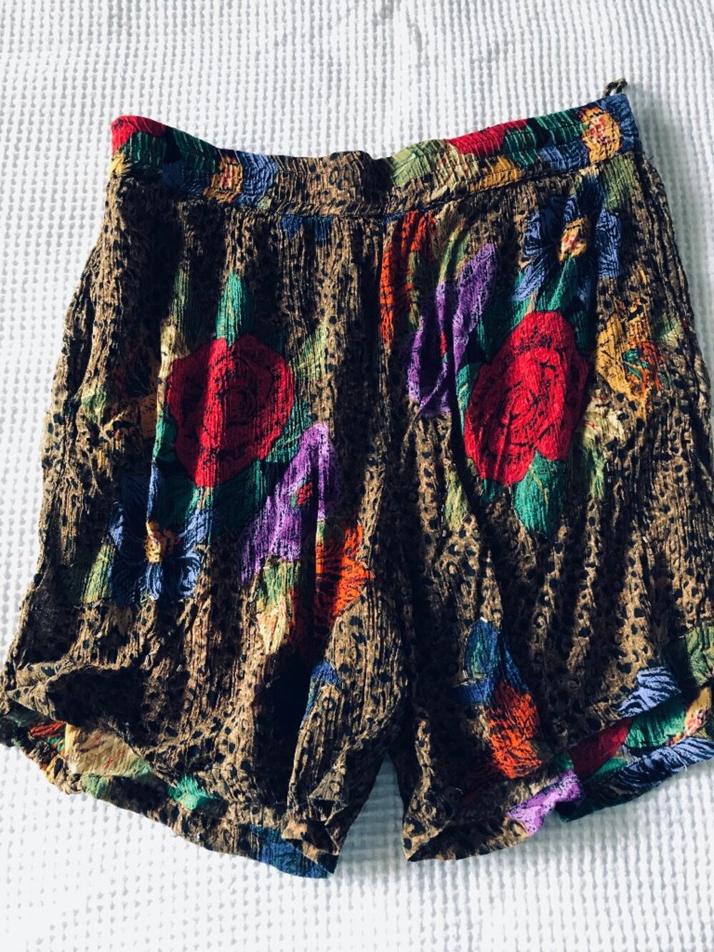 Vintage 80s Rayon Floral Shorts - Size M - Made in Nepal